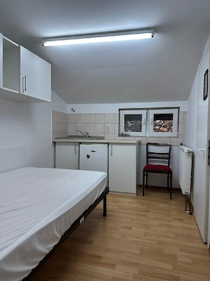 180 E, Chiar în Complexul Studențesc, Garsoniera Mobilata Decent Utilata, Libera,Merita Văzuta !!!