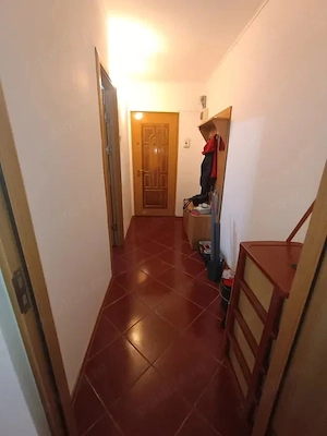 Apartament cu 2 camere, etaj 1 Zona Scoala 11 - imagine 6