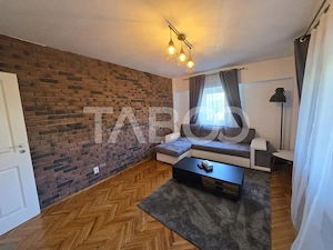 Apartament 2 camere de inchiriat decomandat 55mp zona Sub Arini Sibiu - imagine 2