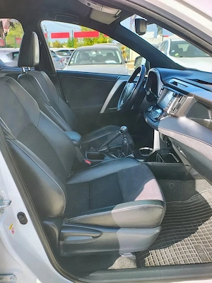 Toyota RAV4 2.0 D-4D 4x2 Start-Stop Executive, 2016, SUV, Diesel - imagine 14