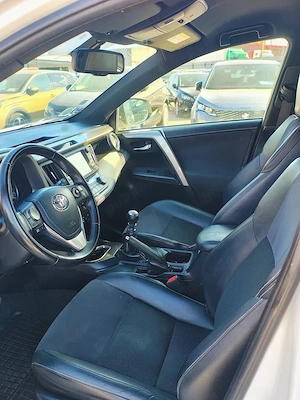 Toyota RAV4 2.0 D-4D 4x2 Start-Stop Executive, 2016, SUV, Diesel - imagine 11