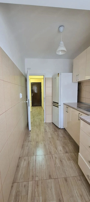 De inchiriat apartament 1 camera micro 20, etaj 1, 1500 lei - imagine 2