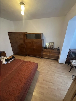 2 camere cu centrala proprie si balcon - imagine 3