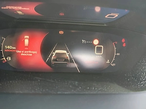 Peugeot 2008 PureTech 100 Stop&Start Allure Pack, 2020, SUV, Benzina - imagine 18