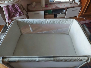 Vând pătuț co-sleeping Chicco Next2Me practic comod și extrem de util