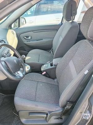 Renault Scenic 1.5 dCi Expression, 2011, Monovolum, Diesel - imagine 17