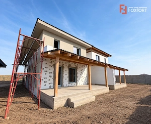 Duplex cu 4 camere Parter + Etaj, zona Sanandrei