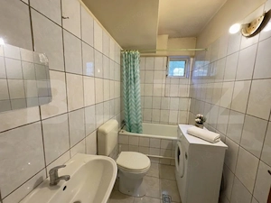 Apartament 2 camere, 40mp, zona Cetate - imagine 5