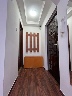 Proprietar Inchiriez Garsoniera in Lipovei,parter - imagine 4
