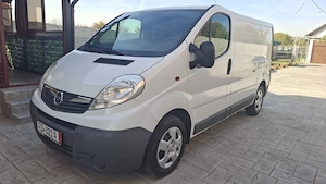 Opel Vivaro Renault Trafic 2014 A C nr zoll 30.oct.26