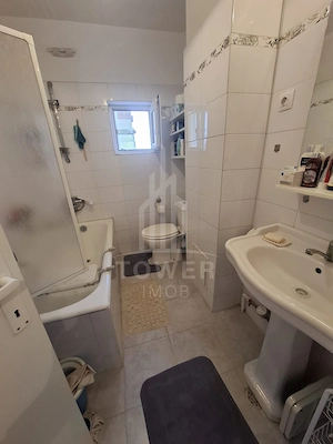 Apartament 4 camere -etaj 1, zona V. Aron - imagine 19