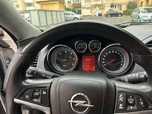 Opel insignia, an 2011 - imagine 3