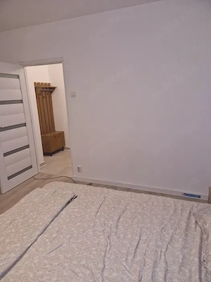 garsoniera 1 decembrie-piata minis-modern - imagine 5
