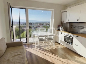 Apartament la prima inchiriere 2 camere balcon parcare si lift Sibiu - imagine 2