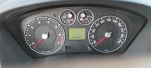 Ford fiesta an  2007  benzina consum foarte mic.