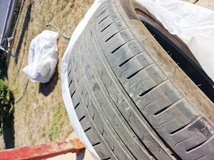 Vând set 4 anvelope  vara 235/50/ R18 ! - imagine 2