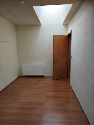 Apartament  3 camere la 3 minute de Promenada Mall - imagine 10
