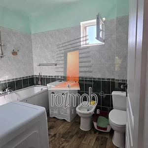 Apartament 3 camere Popa Nan cu loc de parcare si centrala proprie - imagine 6