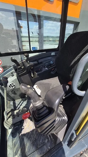 Miniexcavator ECR 25 an 2020 - imagine 4