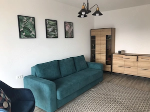 Inchiriez Apartament 2 camere decomandat (Mall Coresi Kasper) cu loc parcare - imagine 2