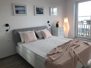 Inchiriez Apartament 2 camere decomandat (Mall Coresi Kasper) cu loc parcare - imagine 7