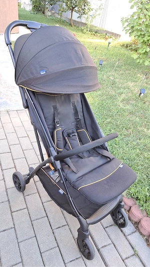 Cărucior Chicco Glee, Negru