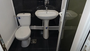 Inchiriez spastiu comercial in Deva, zona ultracentrala (Eminescu), suprafata utila aproximativ 40mp - imagine 2