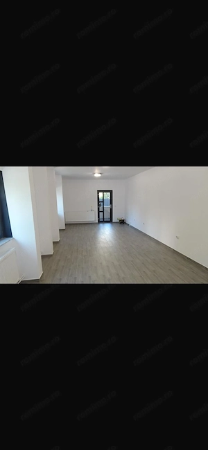 Inchiriez spastiu comercial in Deva, zona ultracentrala (Eminescu), suprafata utila aproximativ 40mp - imagine 4