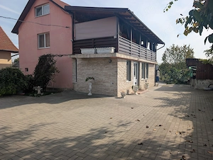 Casa de vanzare