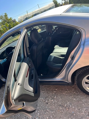 Volvo s60 2.4 diesel Manual - imagine 2