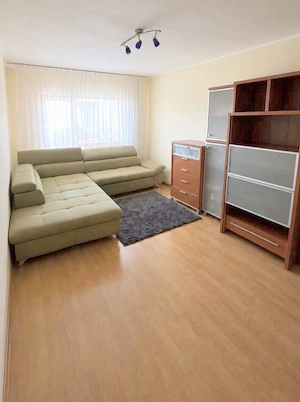 APARTAMENT 3 CAMERE DECOMANDAT – MAZEPA 2 – ETAJ INTERMEDIAR