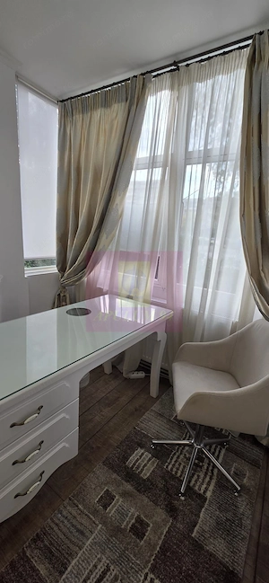 Apartament cu 2 camere, spatiu comercial – Campina, central - imagine 10