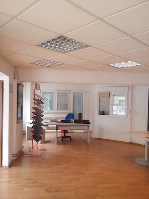 Spatiu comercial Diham bulevardul Chisinau 64 mp