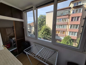 Apartament decomandat, etaj 2 din 4, str. M Alexandru Averescu VALABIL DIN 1 NOIEMBRIE - imagine 4