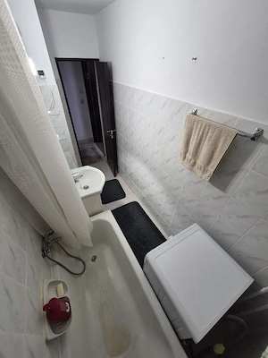 Apartament decomandat, etaj 2 din 4, str. M Alexandru Averescu VALABIL DIN 1 NOIEMBRIE - imagine 6