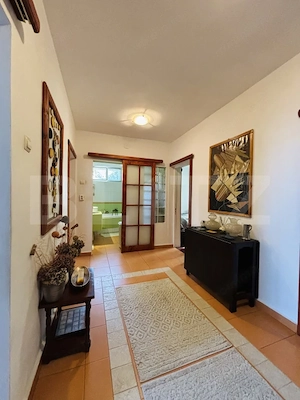 Apartament 3 camere, 90 mp, zona Centrul Istoric - imagine 2