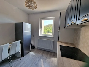 De inchiriat un apartament 40mp - imagine 5