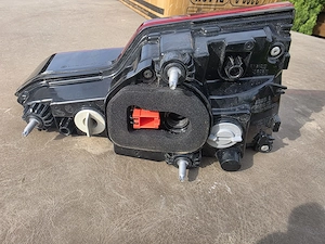Set lampa stop Audi a4 Sedan 2018+, mai putin lampa stanga aripa - imagine 3