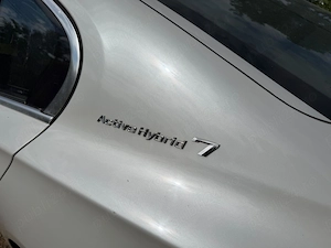 BMW ActiveHybrid 7 F04 V8 4.4 - imagine 12