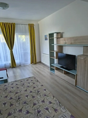 Particular vând apartament 2 camere în imobil casă vilă, parter înalt, construcție 2011, mobilat .