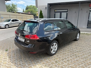 Volkswagen Golf 1.6 TDI DSG automat - imagine 4