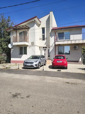 Particular vând apartament 2 camere în imobil casă vilă, parter înalt, construcție 2011, mobilat . - imagine 8