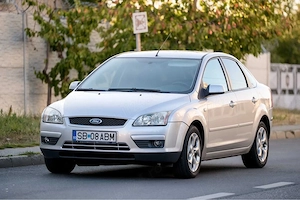 Ford Focus 1,6 benzina - imagine 3