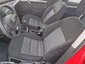 Skoda  Octavia - imagine 4