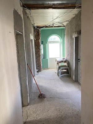 Casa locuibila, recent renovata - imagine 9