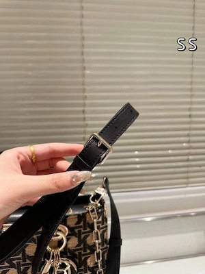   Christian Dior geantă de damă, piele naturală
