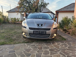 Peugeot 5008 1.6 Hdi 114 cp Euro V automat - imagine 2