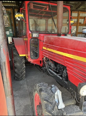 Tractor UTB651.M romanesc - imagine 2