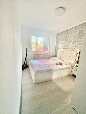Apartament 4 Camere Decomandat Navodari - imagine 15