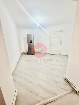 Apartament 2 Camere Decomandat Navodari - imagine 9